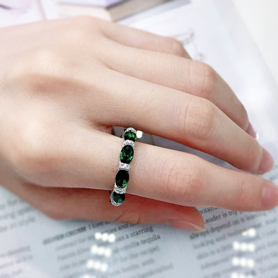 Anillo de Diamantes Completo para Mujer - Elegancia y Temperamento - Image 9