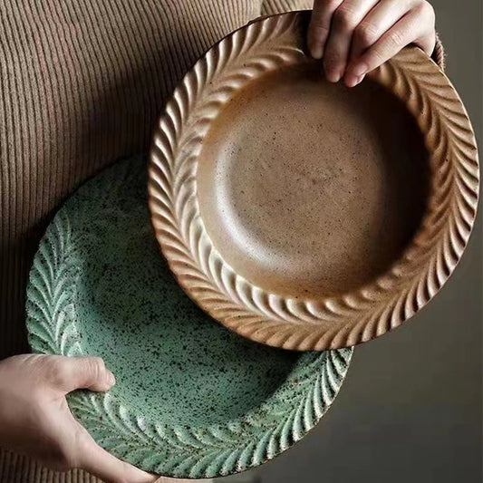 Plato Nórdico de Cerámica Artesanal Estilo Occidental