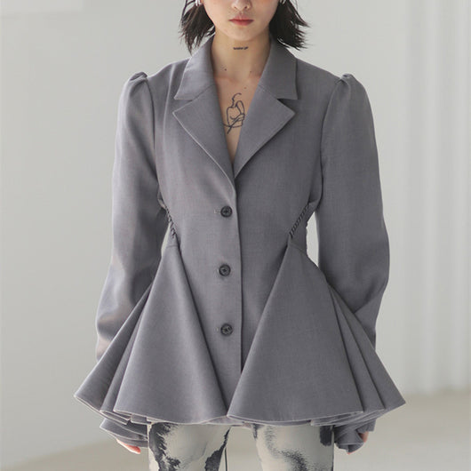 Blazer Elegante Cintura Ajustada con Dobladillo Floral Backless