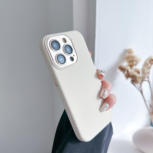 Funda Protectora de Silicona Líquida con Protector de Lente para iPhone 14 e iPhone 15 - Image 3