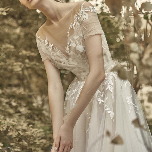 Vestido de Novia de Encaje para Jardín y Bodas al Aire Libre - Image 4