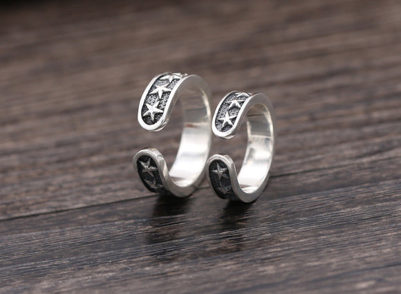 Anillo de Plata Esterlina con Estrella de Cinco Puntas Personalizado para Parejas
