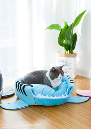 Cama Tiburón Multifuncional para Perros Pequeños y Gatos - Image 8