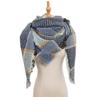 Chal Triangular Escocés para Otoño e Invierno - Amplio y Versátil - Image 28
