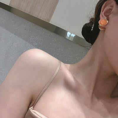 Aretes Vintage Asimétricos Azul Naranja con Diseño Contrastante - Image 6
