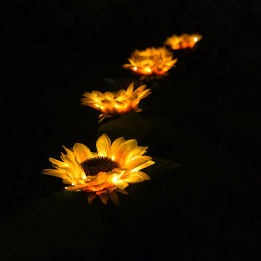 Lámparas Solares LED para Jardín y Césped - Image 8