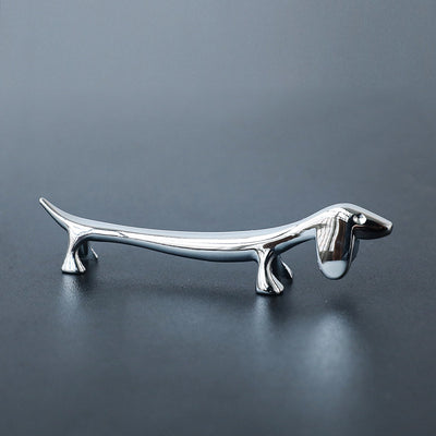 Reposapalillos Perro Salchicha con Cuchillo - Image 3