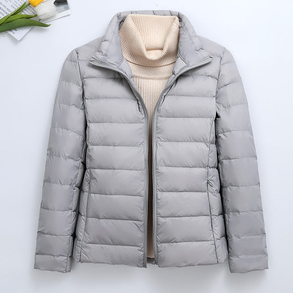 Chaqueta Slim Ultraligera con Capucha y Cuello Alto