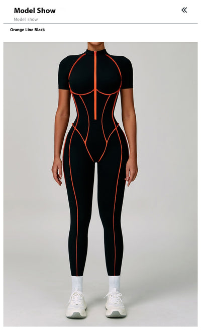Jumpsuit Deportivo con Espalda Abierta y Detalles en Contraste - Image 10