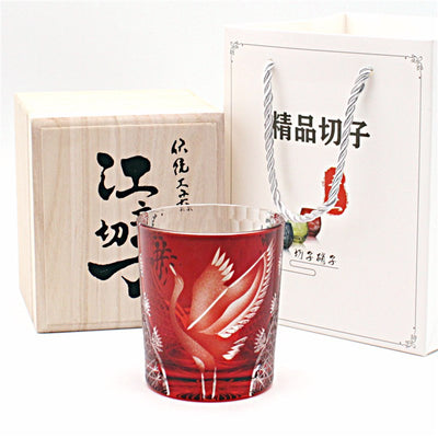 Vaso de Whiskey Edo Kiriko Pino y Grúa - Artesanía Japonesa - Image 3