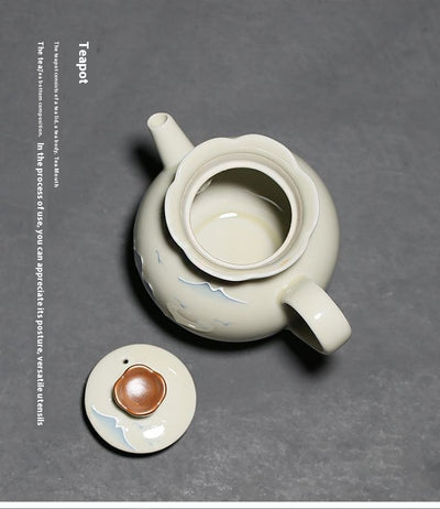 Tetera de Porcelana China Pintada a Mano con Paisaje de Hierba y Madera - Image 6