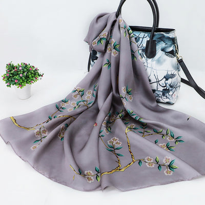 Pañuelo de Seda Protector Solar para Mujer - Image 9