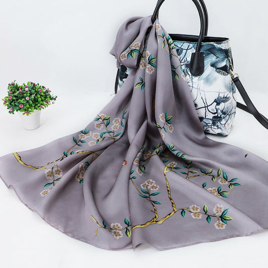 Pañuelo de Seda Protector Solar para Mujer - Image 9
