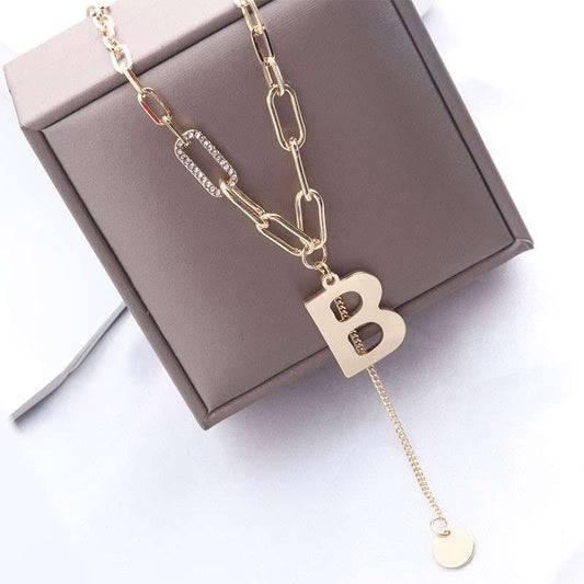 Collar Femenino de Personalidad Moderna