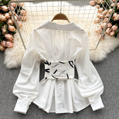 Blusa Entallada con Escote V y Detalle Cruzado - Image 5