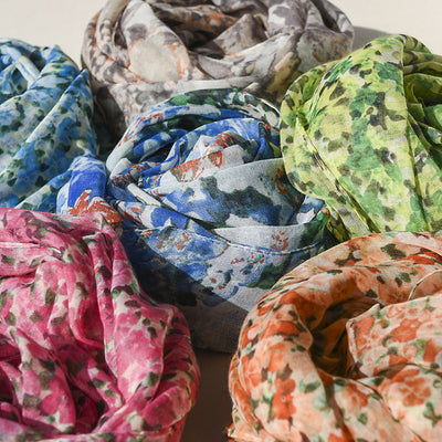 Pañuelo de Seda Floral Elegante - Bufanda Versátil para Mujer