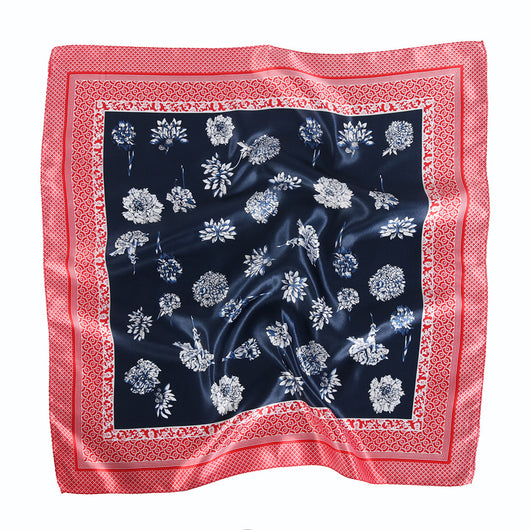 Pañuelo Satinado Cuadrado para Trabajo y Negocios - Image 6