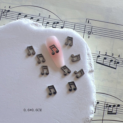 Accesorios de Uñas Metálicos con Símbolos Musicales - Image 8