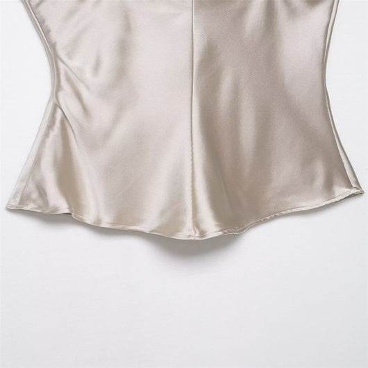 Top Satinado Escotado Corazón Ajustado para Mujer - Image 16