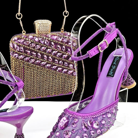 Sandalias de Tacón Alto con Strass y Bolso a Juego con Borlas 3D