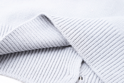 Cardigan Tejido Suave Azul Leche con Bordado - Abrigo Cálido para Mujer - Image 14