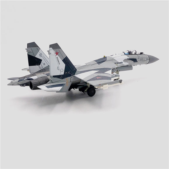 Modelo Coleccionable Caza Su-35 con Camuflaje Geométrico