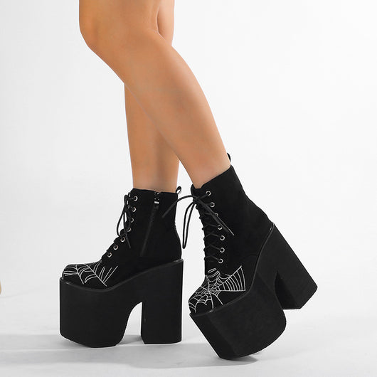 Botas Dr Martens Gothic Ultra Altas con Suela Gruesa y Diseño de Telaraña - Image 3