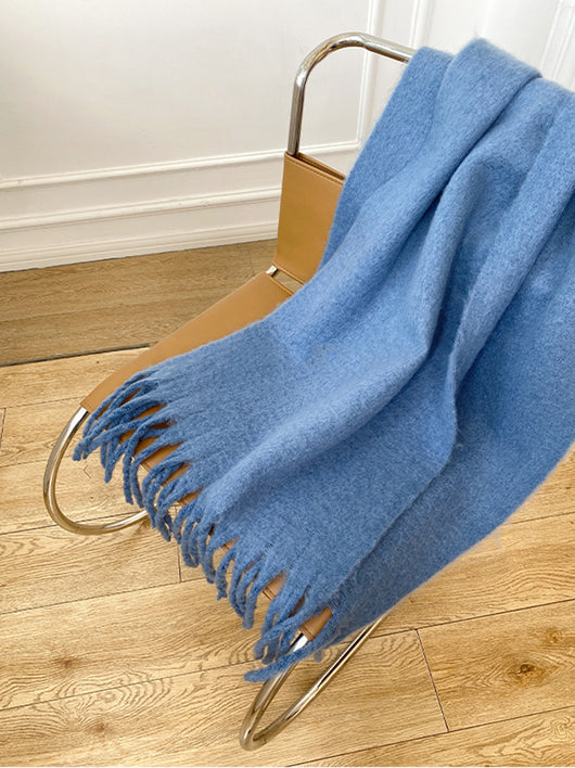 Bufanda de Mohair Premium en Colores Sólidos para Mujer - Image 7