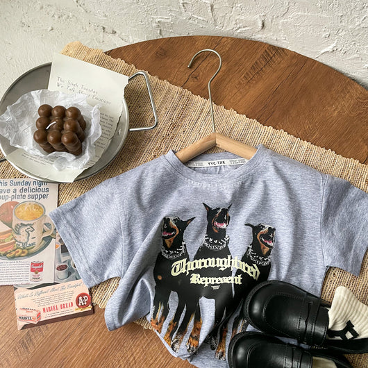 Camiseta Casual para Niños con Diseño Doberman Pinscher Moderno - Image 9