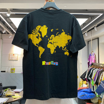 Camiseta Suelta Unisex con Estampado de Bloques de Espuma Colorida - Image 10