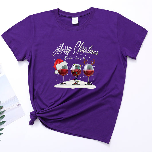 Playera Navideña con Estampado de Tres Copas de Vino - Image 14