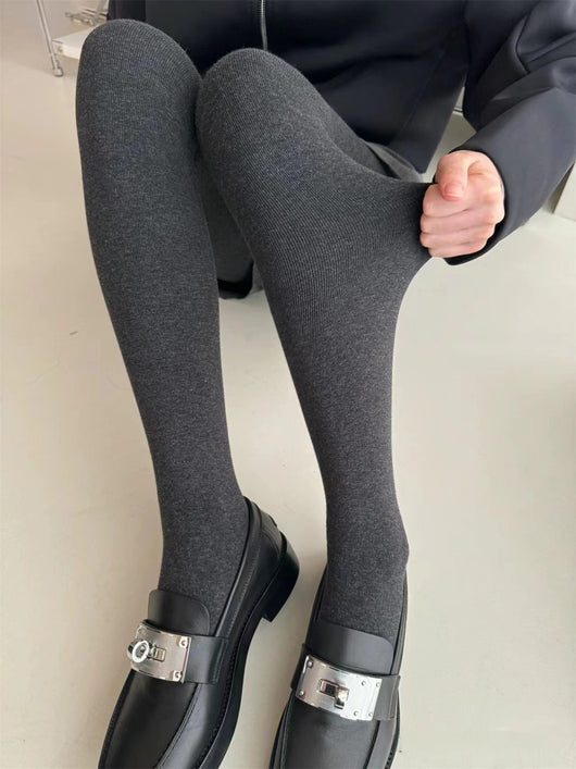 Medias de Algodón Reforzadas con Rayas Verticales Gris - Image 2