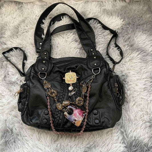 Bolso Bandolera Cuero Suave Estilo Retro Milenial con Cadena Dorada - Image 2
