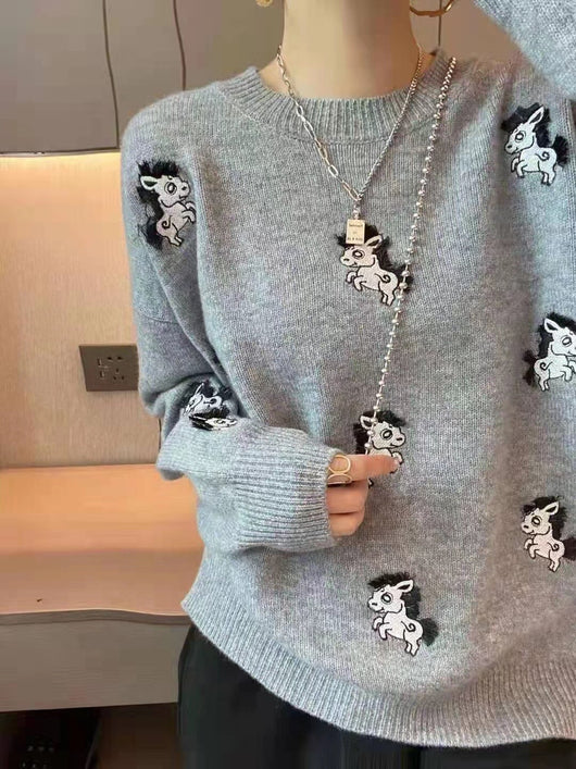 Suéter para Mujer con Bordado de Caballo Elegante - Image 5