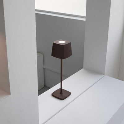 Lámpara LED Táctil Recargable para Escritorio y Dormitorio - Image 9
