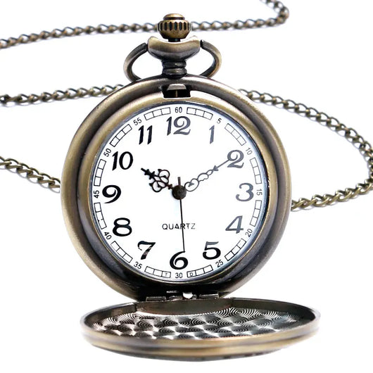 Reloj de Bolsillo Vintage Bandera Roja Cuarzo Clásico - Image 7