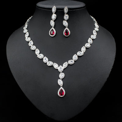Conjunto de Collar, Aretes y Pulsera de Circonia Cúbica - Joyería Nupcial Elegante