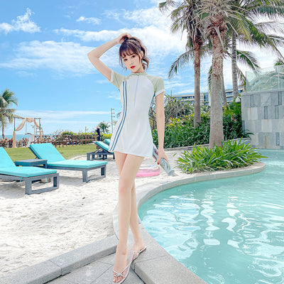 Traje de Baño Deportivo para Mujer con Manga Corta - Image 10