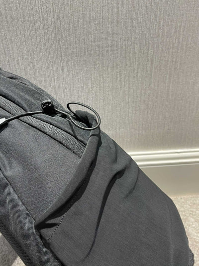 Mochila de Montaña y Senderismo Portátil para Viajes y Commute - Image 11