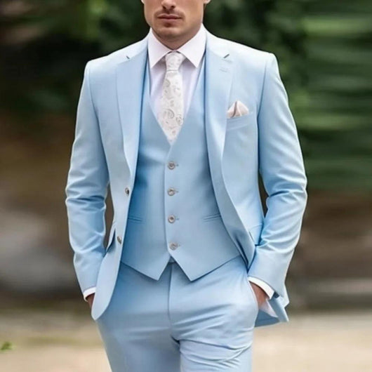 Traje Ejecutivo de Tres Piezas Elegante en Color Sólido - Image 4