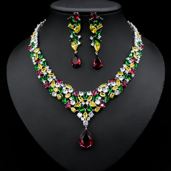 Conjunto de Collar y Aretes de Circonita para Novia