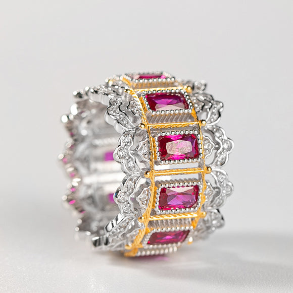 Anillo de Plata con Baño de Oro y Circonitas Brillantes