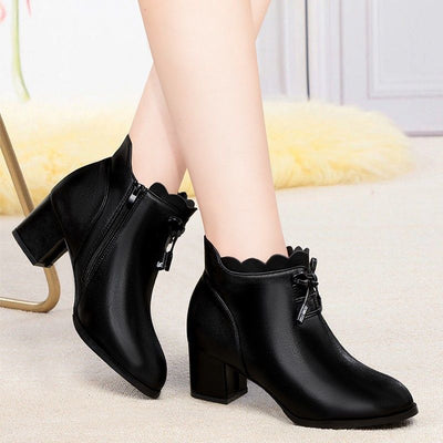 Botas Cortas Cómodas para Mamá - Zapatos de Invierno en Cuero Suave con Forro de Terciopelo