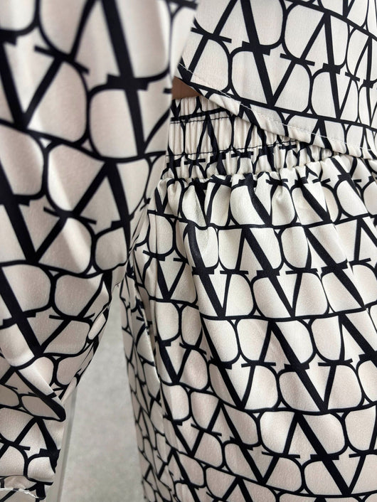 Conjunto de Dos Piezas: Camisa Estampada de Manga Larga y Pantalón Ancho - Image 13