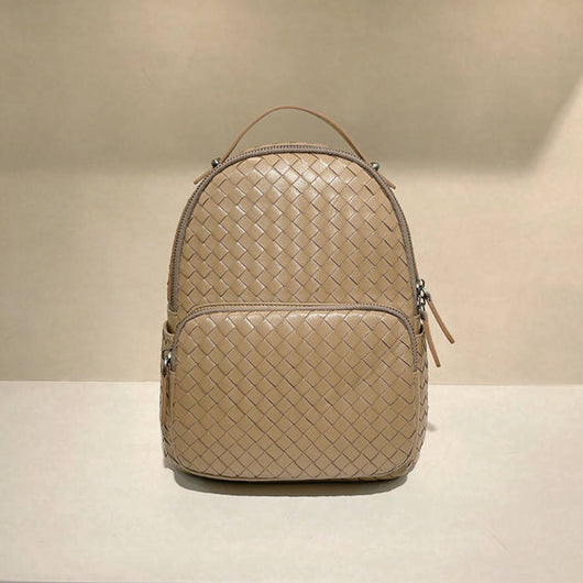 Mochila Tejida a Mano en Cuero de Oveja para Mujer - Image 8