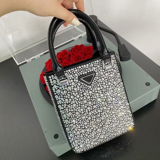 Bolso de Lujo con Diamantes y Cristales Swarovski de Un Hombro - Image 7