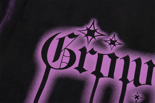 Playera para Hombre con Estampado Gótico en Tinta - Image 16
