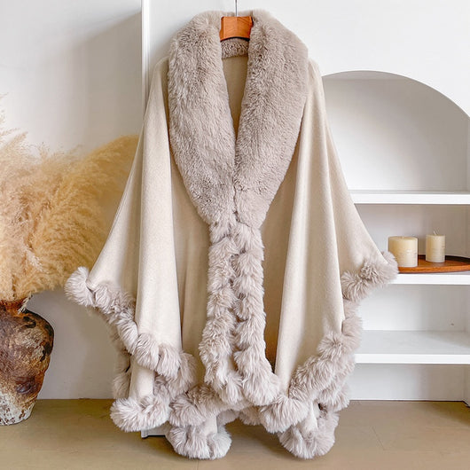 Capa Poncho Oversize con Cuello de Pelaje Irregular - Image 24