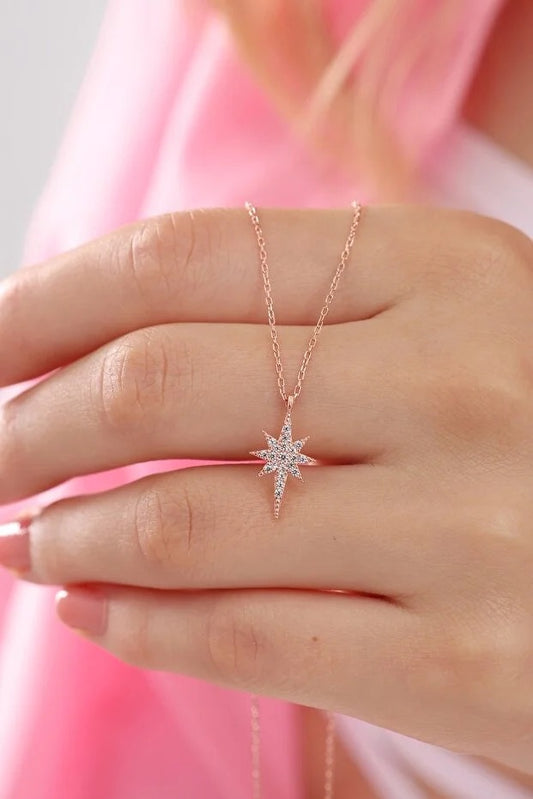 Collar Estrella en Plata 925 con Circonitas y Baño de Oro Rosado