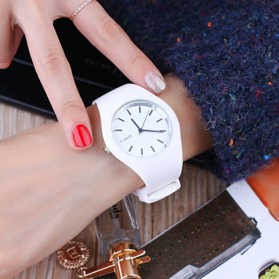 Reloj Minimalista Unisex Crema - Diseño Ultrafino y Elegante - Image 13